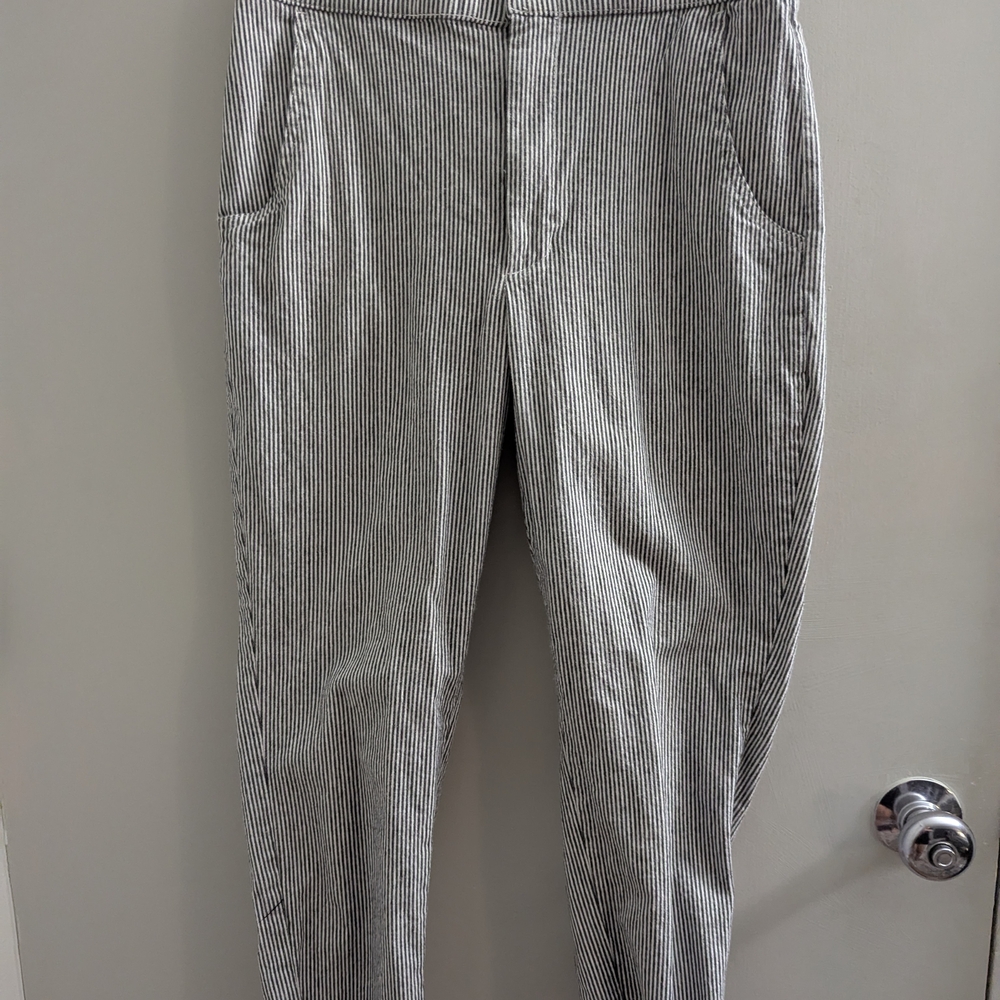 Hollister Charcoal Grey and White Striped Chinos Medium Fall Normcore Pants EUC